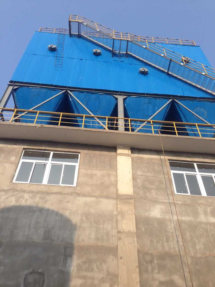 YMD低壓噴吹脈沖袋式除塵器在石料廠的成功應(yīng)用 YMD低壓噴吹脈沖袋式除塵器在石料廠的成功應(yīng)用