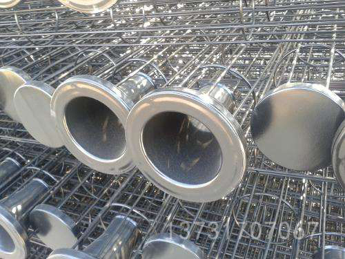 福建連先生定購的φ125×2500除塵骨架已發貨 福建連先生定購的φ125×2500除塵骨架已發貨